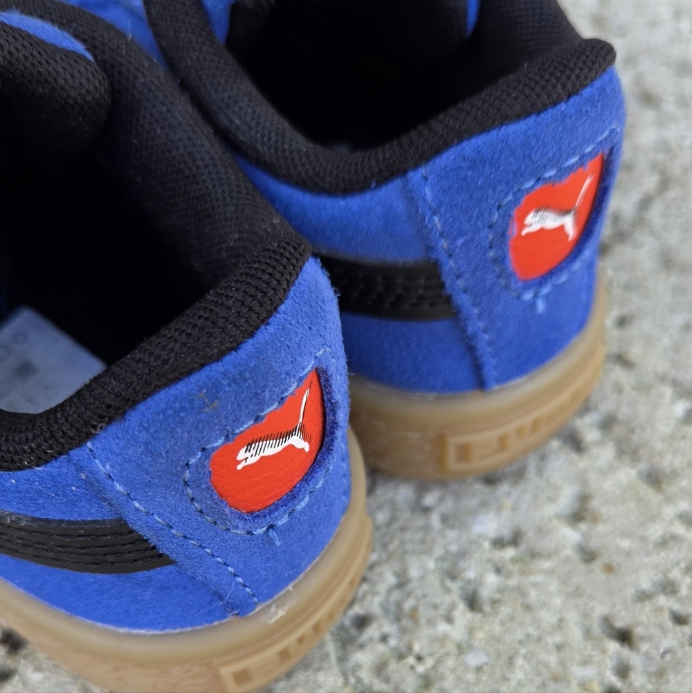Puma Little Kids Suede Sneaker in Blue - Picture 7 of 11